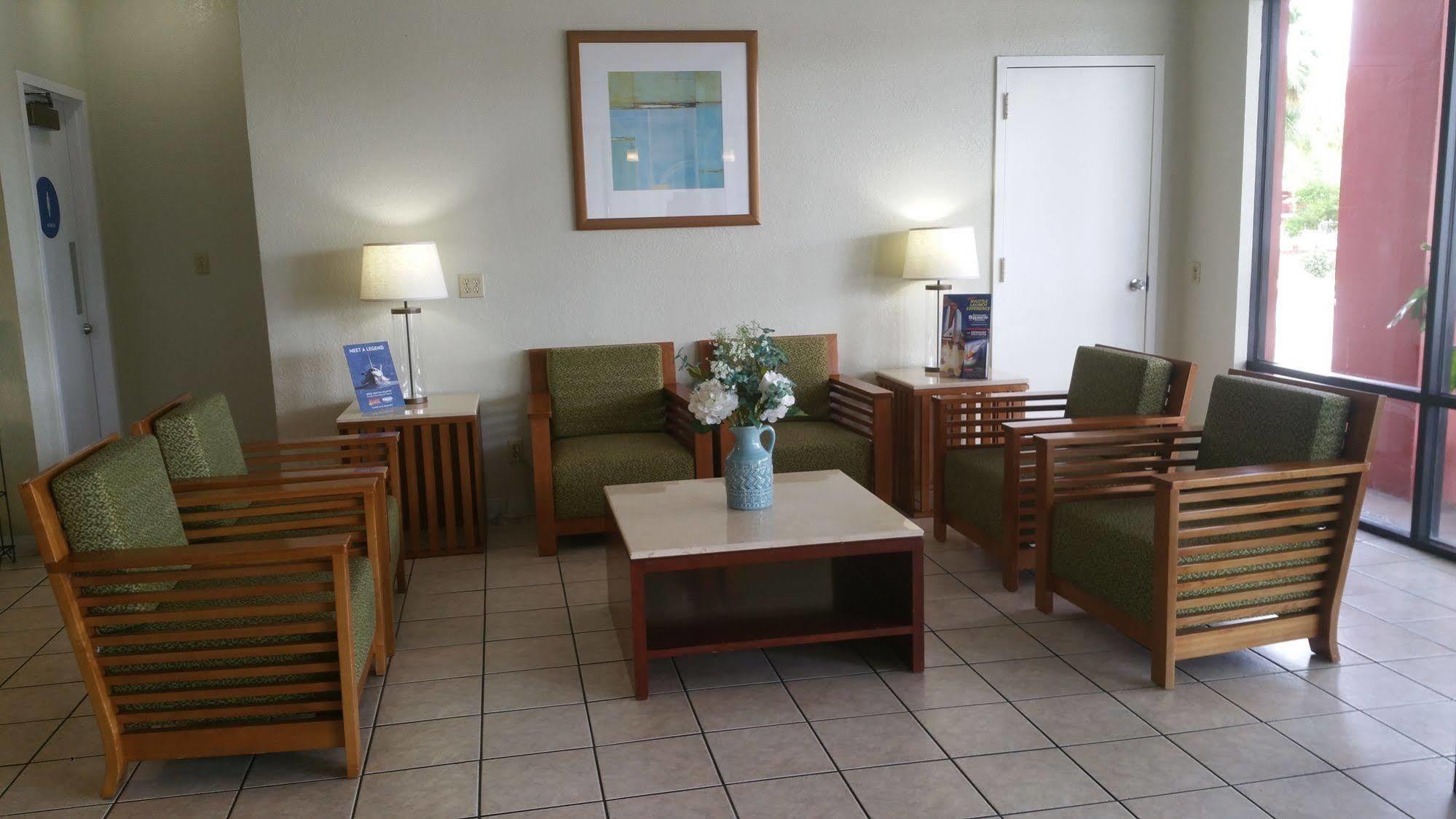 Days Inn By Wyndham Cocoa Cruiseport West At I-95/524 Exterior foto